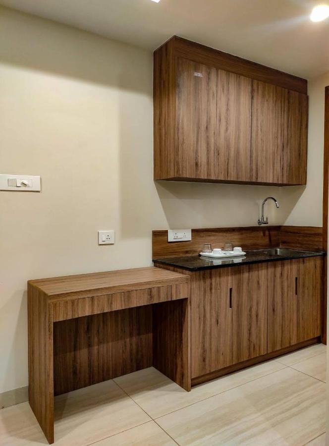Rr Mount Elite Suites Čennai Exteriér fotografie