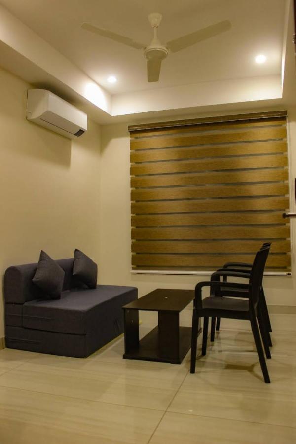 Rr Mount Elite Suites Čennai Exteriér fotografie